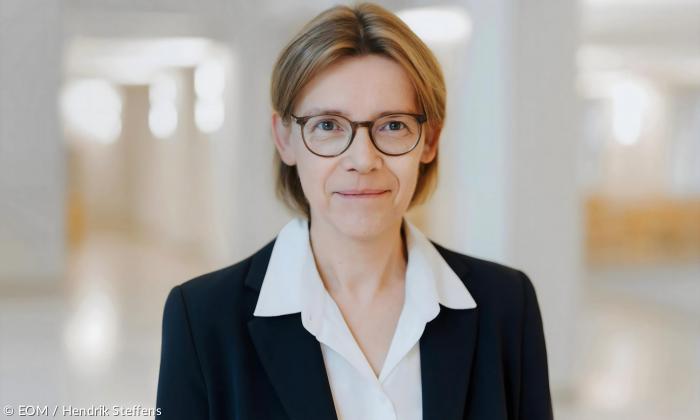 Porträt von Stephanie Herrmann