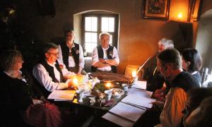 Die Walder Gmabüschsänger im Fränkischen Freilandmuseum Bad Windsheim.