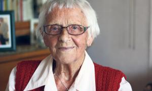 Johanna Hippe (99) trägt seit 63 Jahren den Gemeindebrief aus.