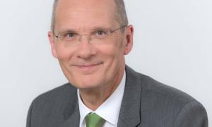 Oberkirchenrat Detlev Bierbaum