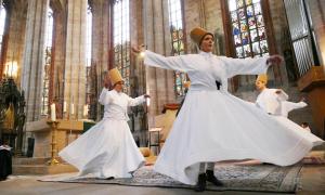Die Mevlevi-Derwische der Sufi-Gemeinschaft in St. Sebald