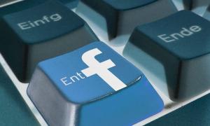 Facebook - Computertastatur EntF - Ende