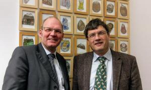 Dekan Professor Albrecht und Anselm