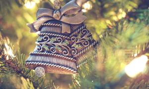 Glöckchen am Tannenbaum