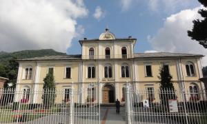Casa Valdese Torre Pellice Waldenser Italien