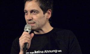 Dieter Nuhr - Wenn man keine Ahnung hat: einfach mal Fresse halten.