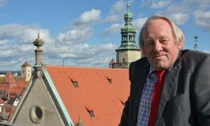 Dekan Eckhard Herrmann 