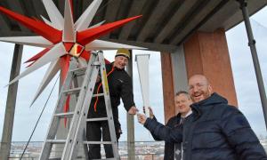 st matthäus München Herrnhuter Weihnachtsstern XXL Ruppert Scholz Roth