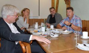 Truckerfrühstück mit Landesbischof Bedford-Strohm