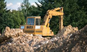Bagger im Wald