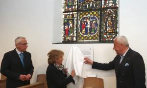 Udo Hahn (Direktor der Evangelischen Akademie Tutzing), Dr. h.c. Charlotte Knobloch (Präsidentin der Israelitischen Kultusgemeinde München und Oberbayern), Dr. Ludwig Spaenle (Staatsminister a.D., MdL, Beauftragter der Bayerischen Staatsregierung für jüdisches Leben und gegen Antisemitismus, für Erinnerungsarbeit und geschichtliches Erbe), Brigitte Grande (Vorsitzende des Freundeskreises der Evangelischen Akademie Tutzing).
