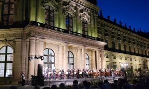 Nachtmusik im Hofgarten der Würzburger Residenz
