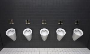 Toiletten in der Münchner Olympiahalle
