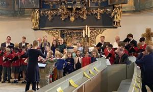 Gemeinsamer Chor beim Auftritt
