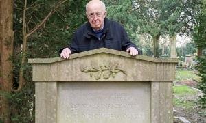 Klaus Dirschauer Grab Riensberger Friedhof Bremen