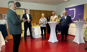 feierliche Begrüssung