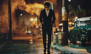 Film: Like a Complete Unknown