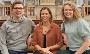 Das Team der neuen Landesjugendkantorei (von links): Johannes Eppelein (Augsburg), Corinne Achermann (München) und Christiane Thamm (Kempten).
