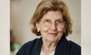 Porträt von Eva Szepesi